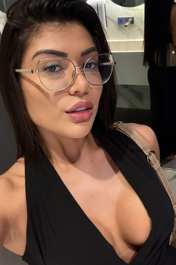 Alev Alev Adana Ateşli Escort Yulia