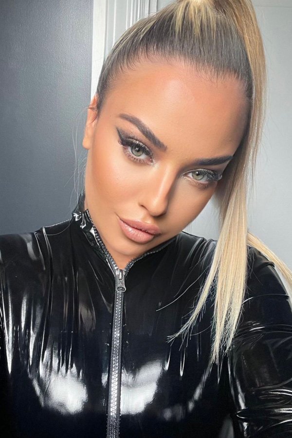 Anal Yumurtalık dolgun kalçalı escort öykü