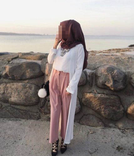 Azgın Türbanlı Esmer Escort Çisil
