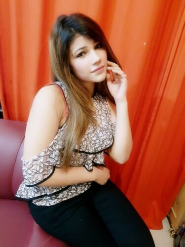 Sarıçam Escort Deniz Fiyatta İndirim Yapıyor