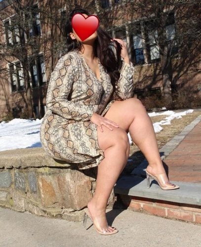 Anal Arkadan Veren Fantezi Düşkünü Escort
