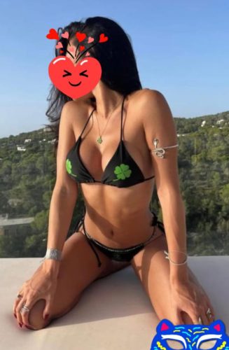 Adana Escort Açelya Her Pozisyonda Sevişiyor