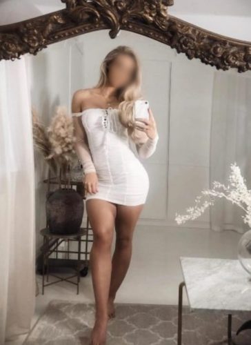 Adana Escort Katarina & Janna Sizlere Defile Sunacak