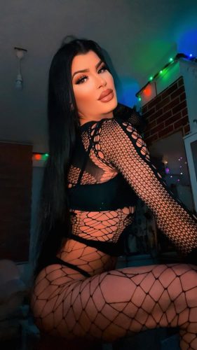 Azgın Dul Kadın Karataş Escort Feride