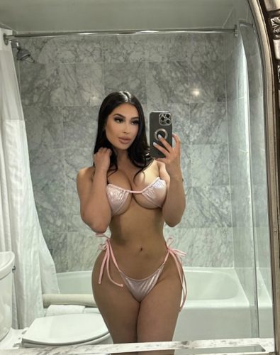 Elini Götürdüğün Aletinden Önce Cüzdanını Soracak Tufanbeyli Anal Escort Merve Konuya Balıklama Giriyor