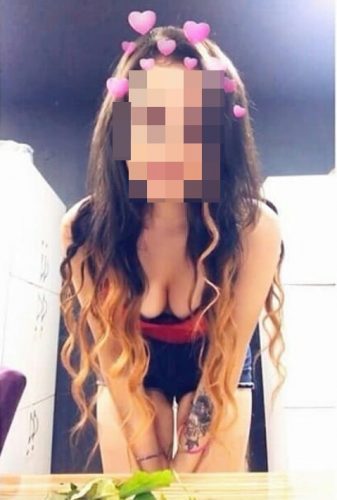 Eşsiz Feke Escort Burcu Görüşüyor