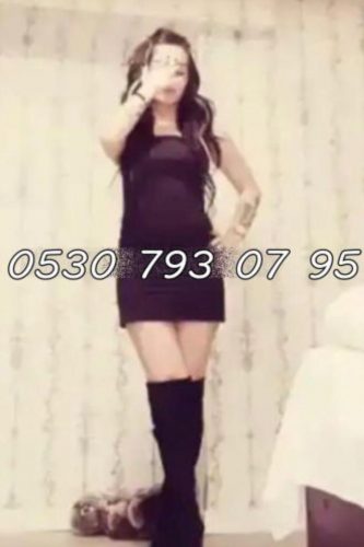 Evde Birlikte Olan Escort Ceylin