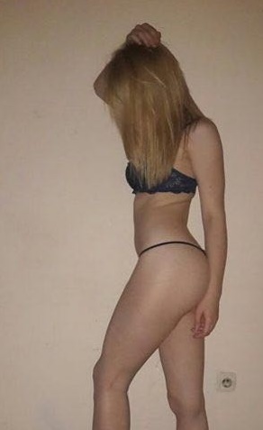 Evi Olan Partnerine İtaatkar Escort Bayan Rana