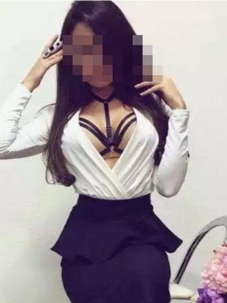 Gecenin Rengi Escort Bayan Esin