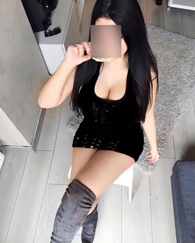 Seyhan Kıvırcık Saçlı Escort Nurcan