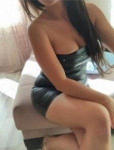 Hayaleri Gerçekleştiren Escort Ada