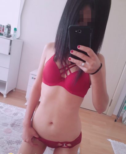 Kozan Beyaz Tenli Escort Aybüke ile Harika Saatler