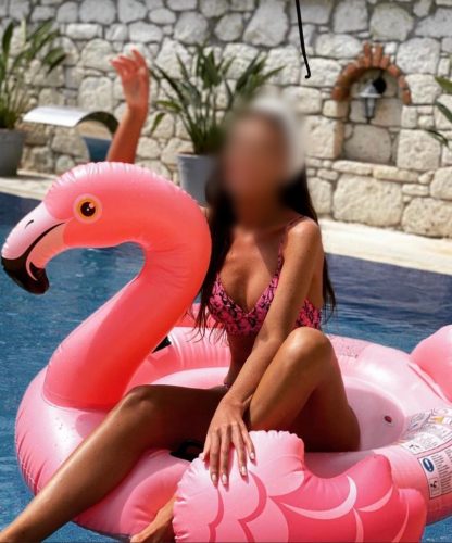 Adana Genç Escort Bayan Defne