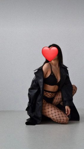Adana Kalçalı Escort Lila