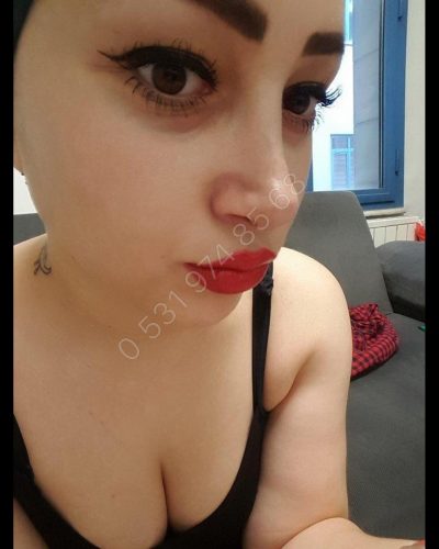 Sarıçam Sevecen Escort Nuran Neşeli Bir Seks sunar